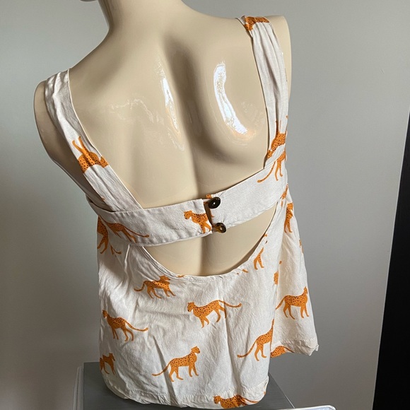 Medium BOAH cheetah cat pattern summer tank top - Picture 12 of 16
